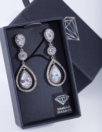 Silver Diamond Simulant Graduated Crystal Teardrop Earrings - link has visual effect only