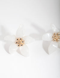 White Stud Earrings - link has visual effect only