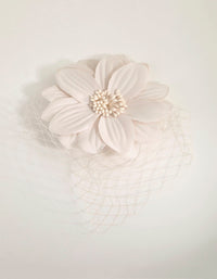 Mesh Detail Blush Flower Clip - link has visual effect only