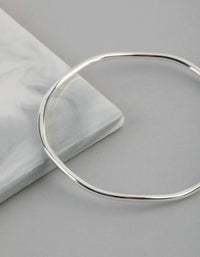 Silver Plated Brass 2.5mm Wavey Bangle - link has visual effect only