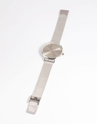 Silver Simple Mesh Strap Watch - link has visual effect only