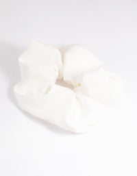 Large White Scrunchie - link has visual effect only