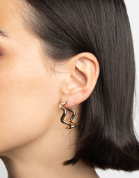 Gold Wavy Hoop Earrings - link has visual effect only