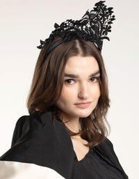 Black Lace Sculptured Fascinator - link has visual effect only