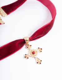 Red Pearl Cross Choker - link has visual effect only