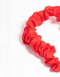 Red Fabric Clamp Thin Scrunchie - link has visual effect only