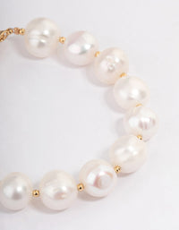 Gold Plated Freshwater Pearl Bracelet - link has visual effect only