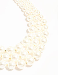 Pearl Trio Layered Necklace - link has visual effect only