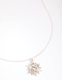 Silver Crystal Facet Flower Necklace - link has visual effect only